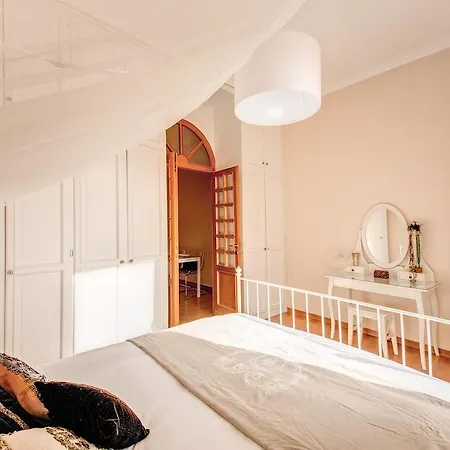Apartament Elegant Behind The Colosseum