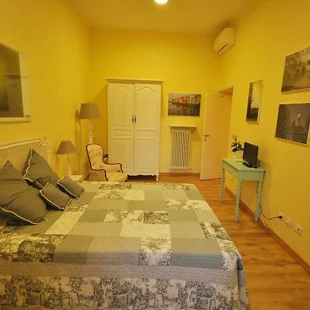 Bed & Breakfast Domus Ripetta 3*
