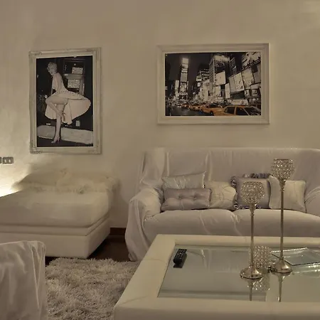 Apartment Silver House