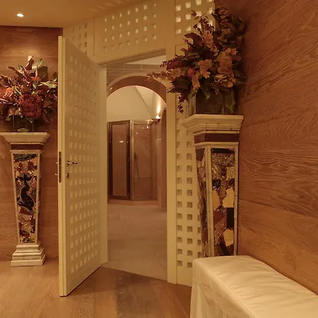 Πανσιόν Spalletti Trivelli - Small Luxury Of The World