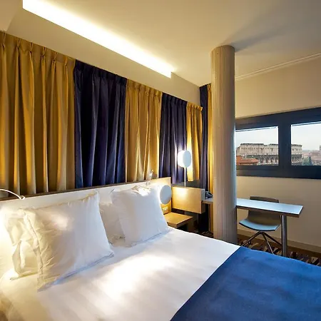 Mercure Centro Colosseo Řím