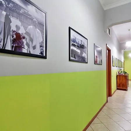 Guest house Lucky *