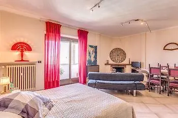 Bed & Breakfast Piramide Terrace 2*