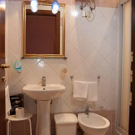 A Casa Di Serena A San Pietro Rome