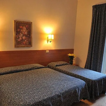 Hotel Pyramid