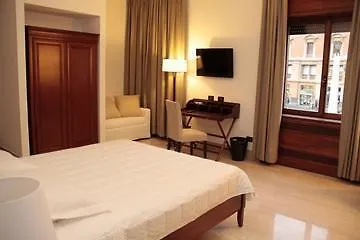St. Peter' Six & 3* Roma