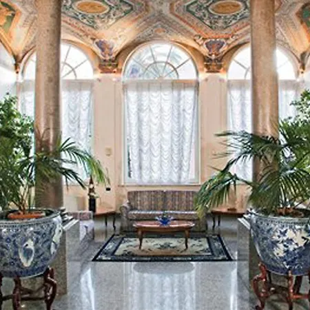 Hotel Domus Romana Rome