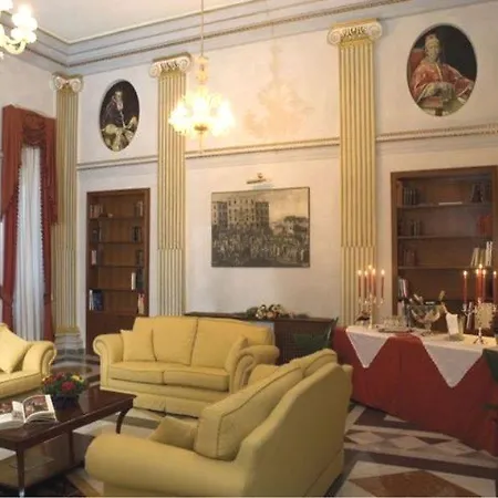 Hotel Relais Antico Palazzo Rospigliosi 4*