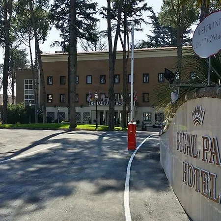 Hotel Regal Park 4*