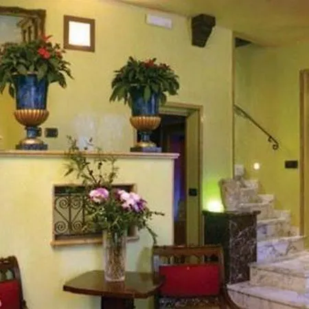 Hotel Vibel 2*