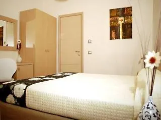 La Piccola Maison Rome