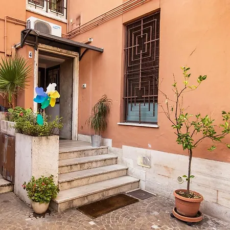 San Lorenzo Notte Bed & Breakfast *