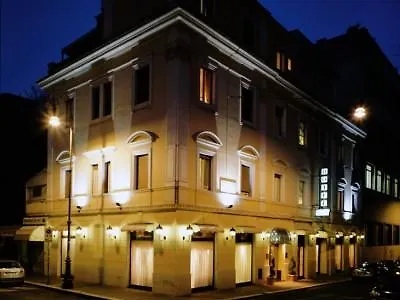 Ξενοδοχείο Piemonte 3*