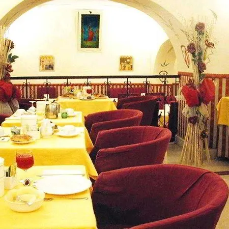 Varese Hotel 3*