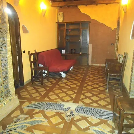 Largo Sperlonga 18