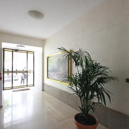Julia's Domus Apartment Rome