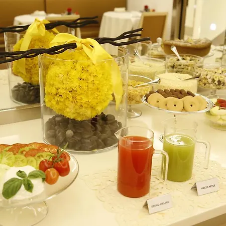 Augustana House Гостевой дом 2*