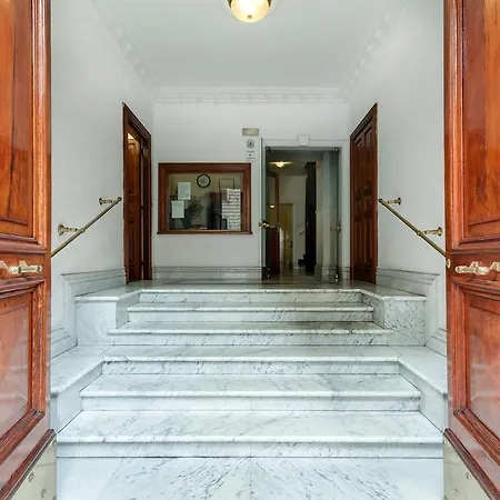 Vaticanfox Guest house 4*