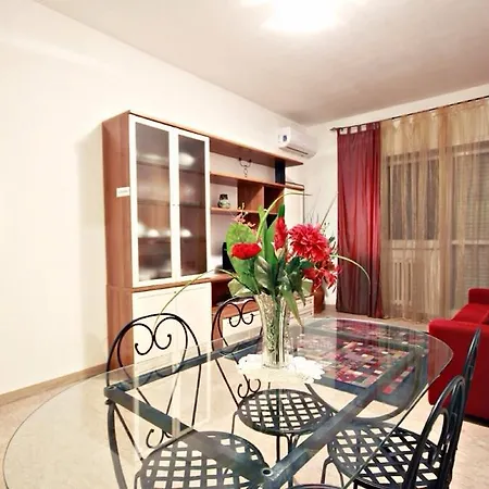 Holiday home La Maison Rouge Rome