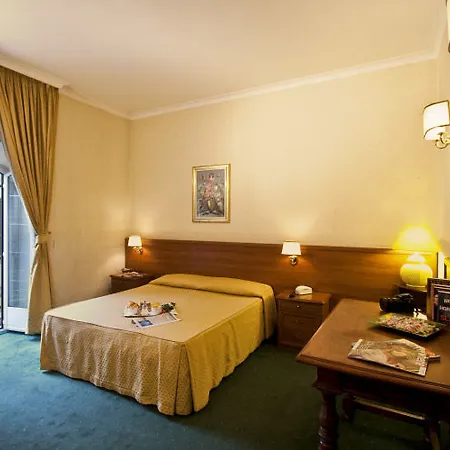 Astoria Garden Hotel