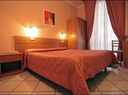Clarin 2* Rome