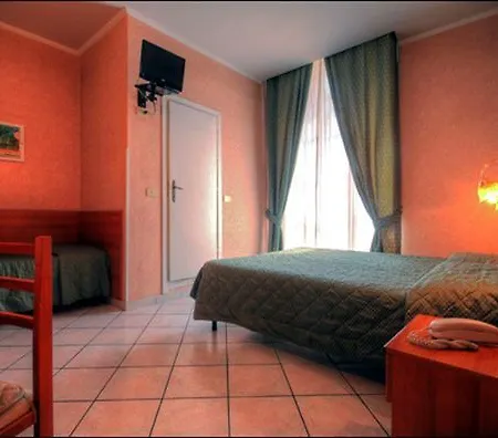 Hotel Clarin