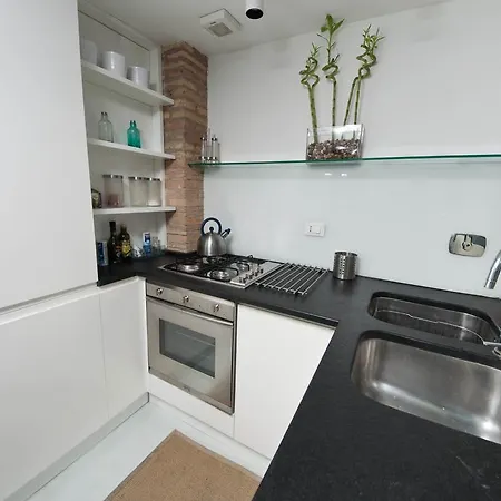Casa Moroni Trastevere Apartment *