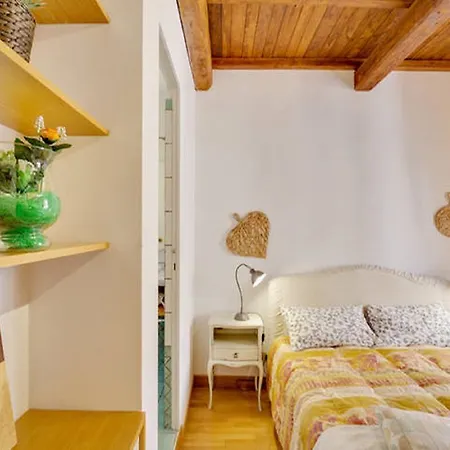 Il Mandorlo A Monti Appartement