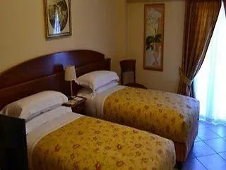 Marini Park 3* Castel di Leva