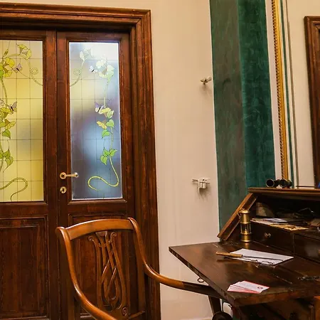 L'ottavo Re Di Appartamento Roma