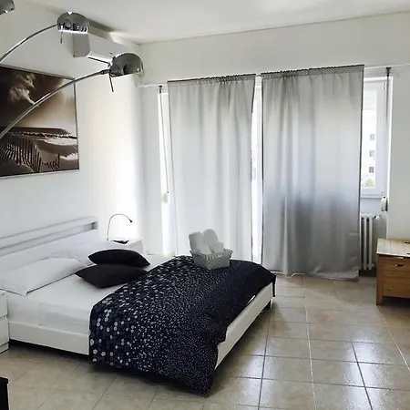 Vacancy House Trastevere * Rome