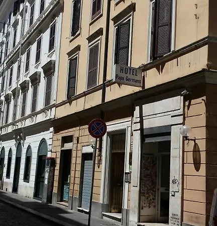 Papa Germano Hotel 2*