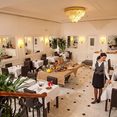 Modigliani Hotell 3*