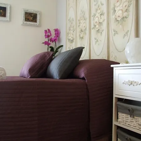 Bed and breakfast Residenza I Ciclamini 2*