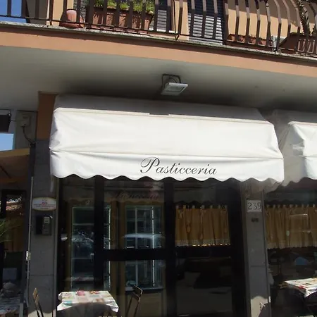 Bed and breakfast Residenza I Ciclamini 2*