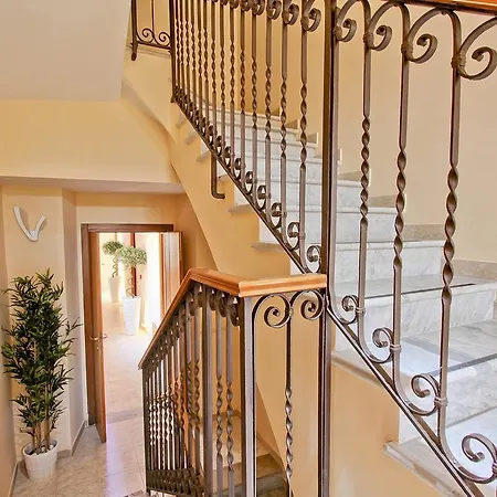 Il Villino 3* Rome