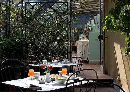 Hotel Borromeo