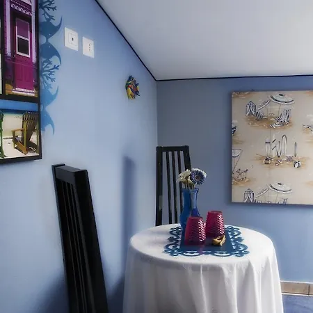 Couette-café Alma De 2*