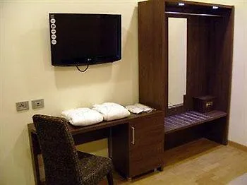 Monti First 2* Roma
