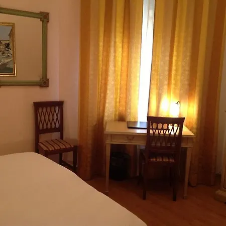 Hotel Adler 2*