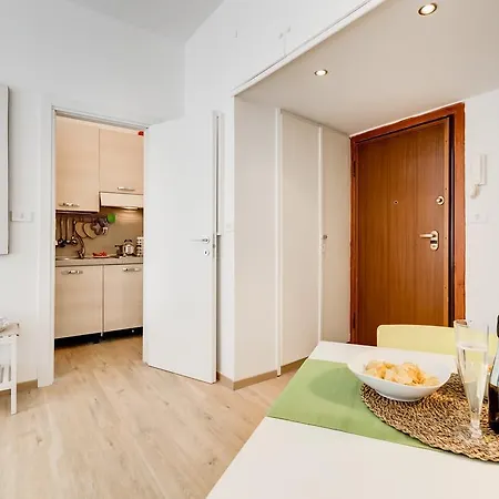 Apartamento 96 Degli Ubaldi