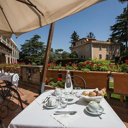 Appia Park 4*
