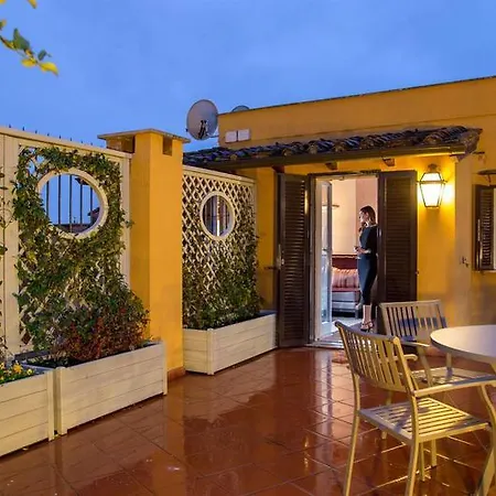 Hotel At The Spanish Steps View Rome