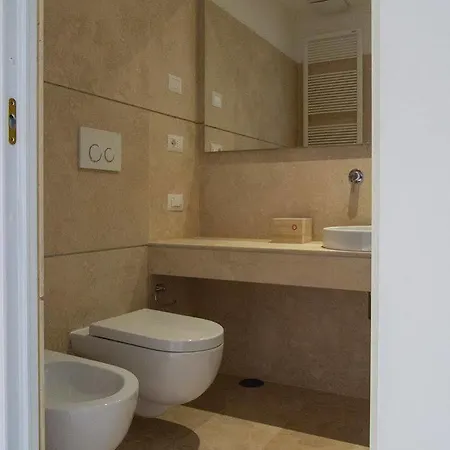 La Casa Di Iulia 3* Rome