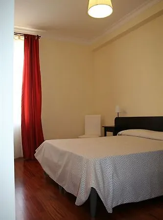 At Your Place לינה וארוחת בוקר
