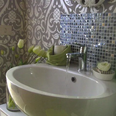 Residenza I Ciclamini Bed and breakfast 2*