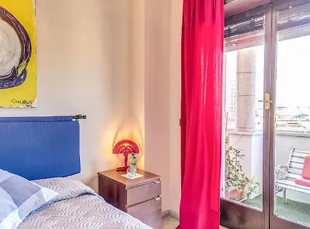 Piramide Terrace Bed & Breakfast 2*