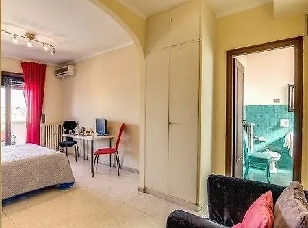 Piramide Terrace Bed & Breakfast Rome