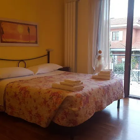Aurelia Garden Gold 2*