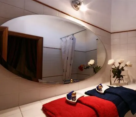Del Fante Bed & Breakfast 3*